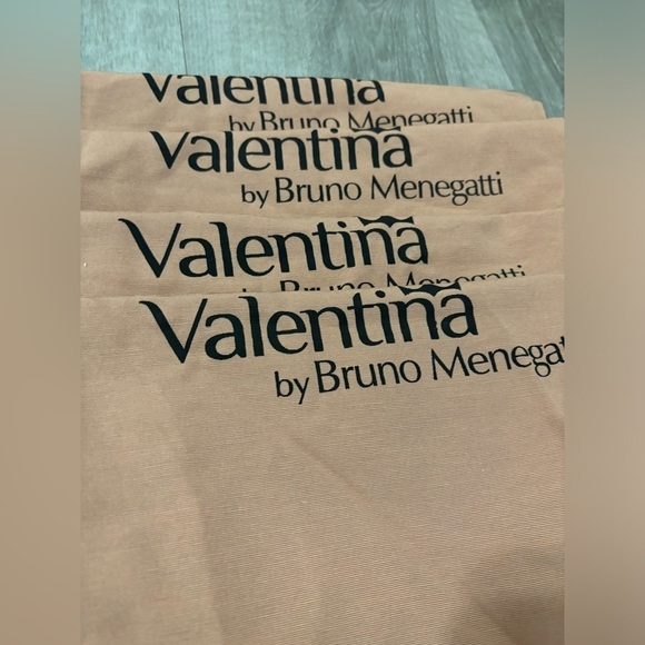 Valentina by Bruno Menegatti Disty Pink Drawstring Bag: 4 Bags - Picture 2 of 5